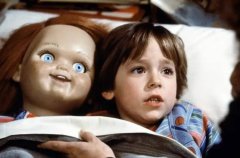 这个伤害普遍来源于消费主义对于一般社会框架