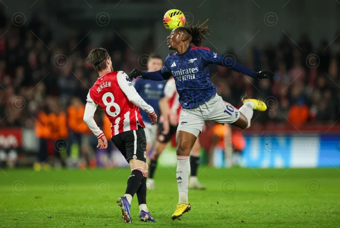 利物浦与皇马争夺埃弗顿中场新星加纳，转会费