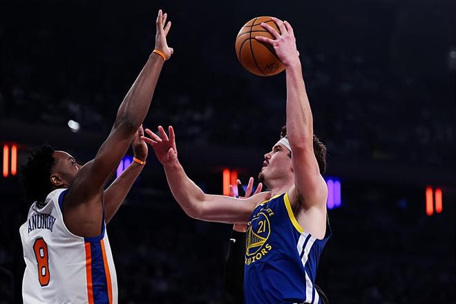 纽约尼克斯逆转金州勇士取三连胜 波斯特22+3+3助