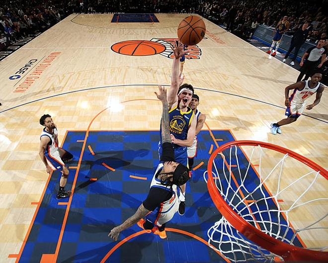 纽约尼克斯逆转金州勇士取三连胜 波斯特22+3+3助