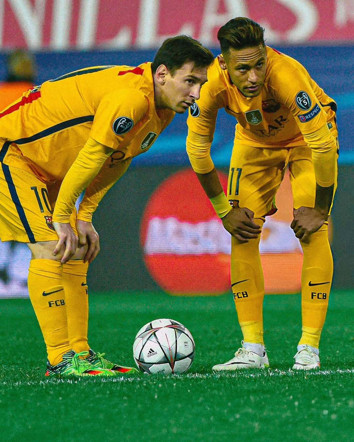 格列兹曼双响助马竞2-1力克卫冕冠军闯入欧冠半